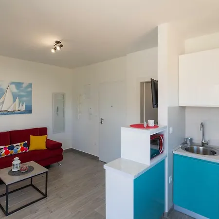 Brand New Nebo Apartament