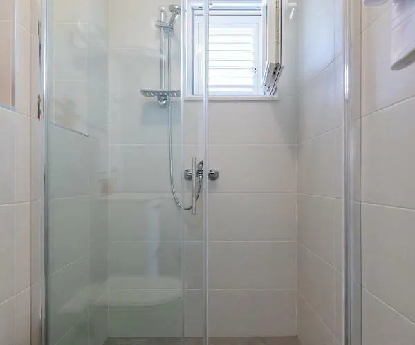 アパート Brand New Nebo ドゥブロブニク