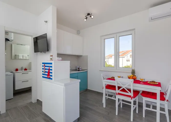 アパート Brand New Nebo ドゥブロブニク